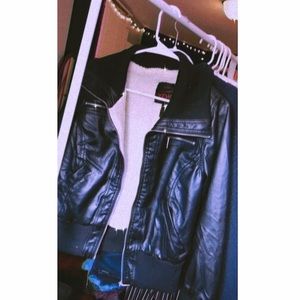 Cool leathered jacket